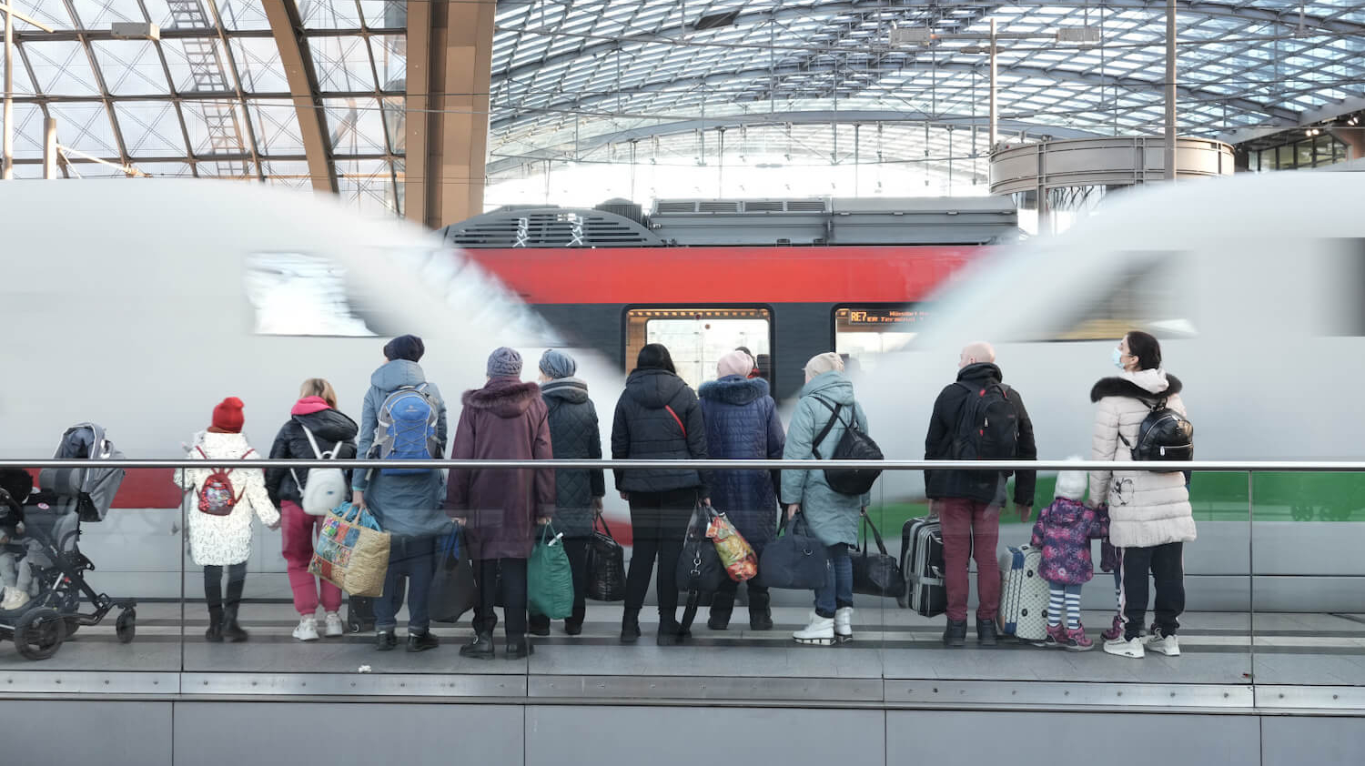 Ukrainische Flüchtrlinge am Berliner Hauptbahnhof